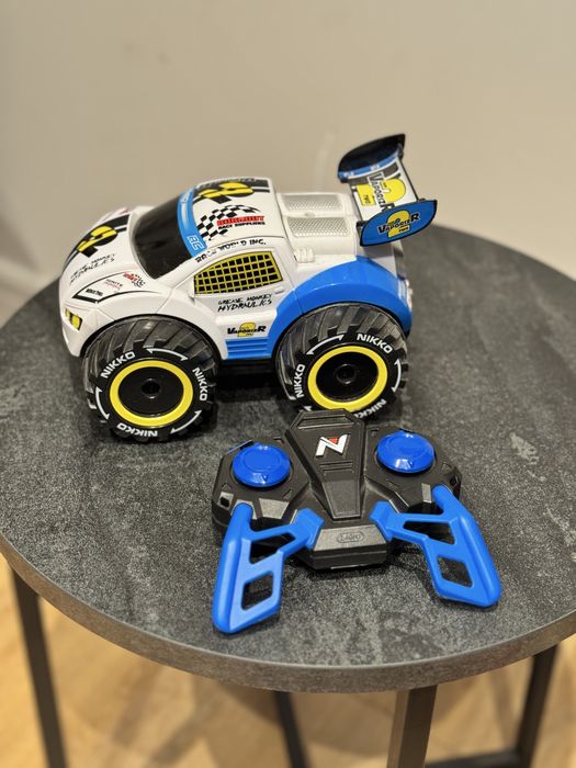 Робоча машинка на пульті керування