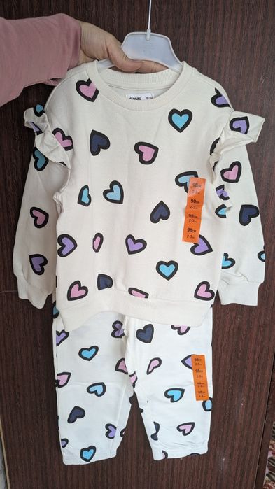 Костюм для дівчинки 98