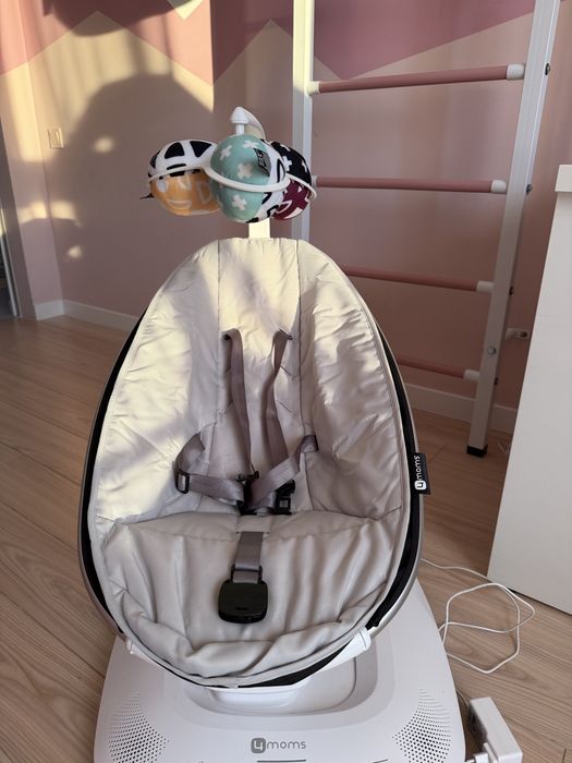 Крісло-гойдалка 4moms MamaRoo 5.0