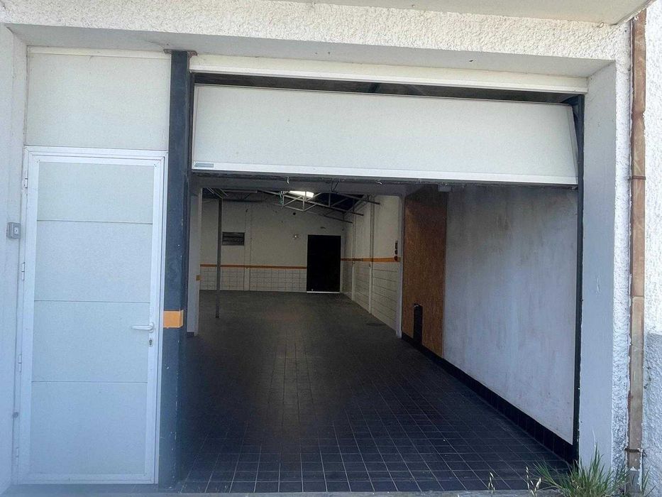 Armazém / Espaço comercial