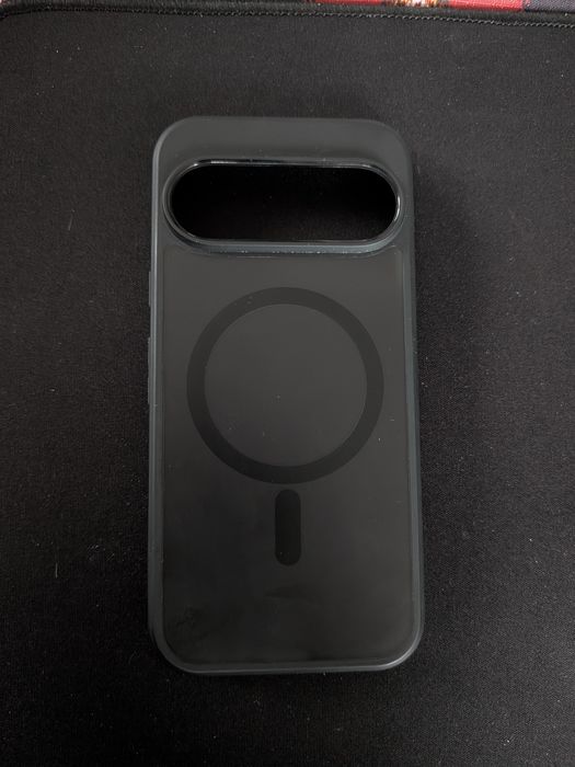 Czarne etui Magsafe Google Pixel 10/10 Pro