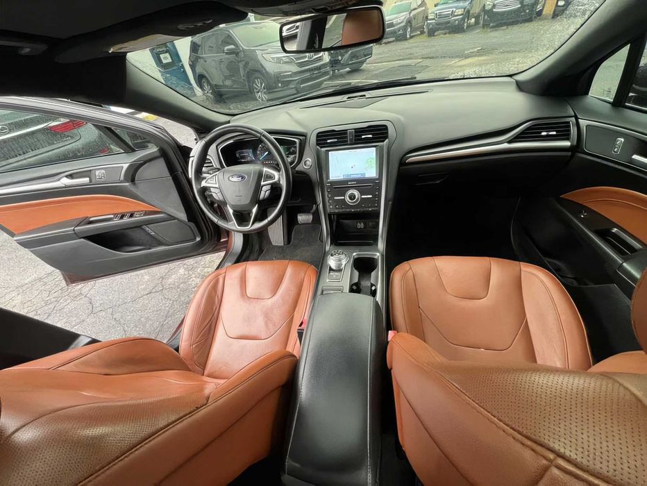 Ford Fusion Titanium      2019