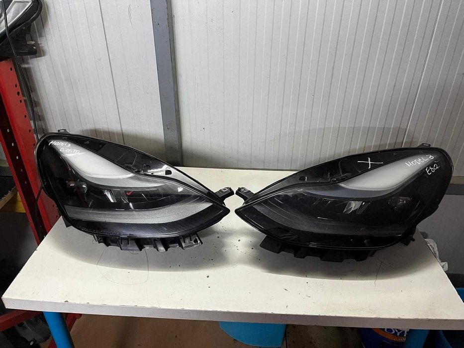 Par de faróis Tesla Model 3 Y