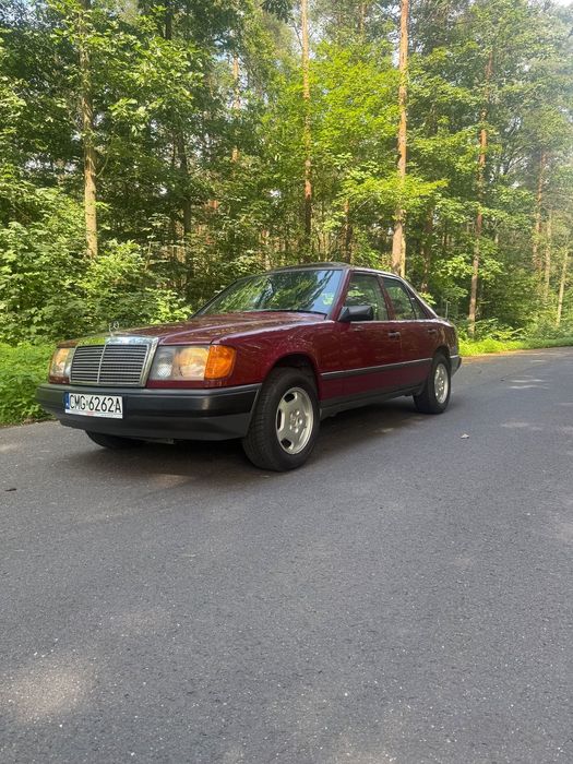 Mercedes-Benz W124