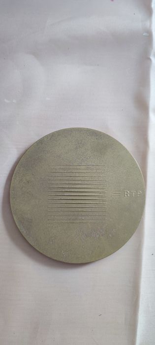Medalha de Bronze Comemorativa RTP – 25 Anos de Televisão (1957–1982) com Caixa Original