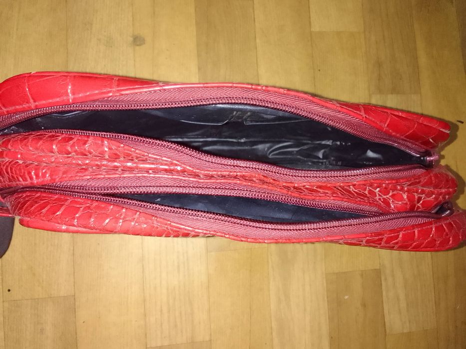 Torebka ze skóry sztucznej