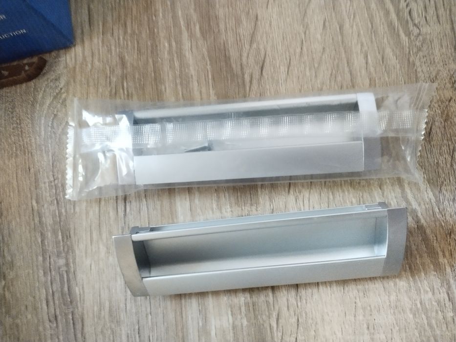 Продам ручка древную врезнаю