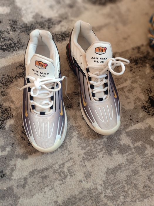 Buty sportowe damskie