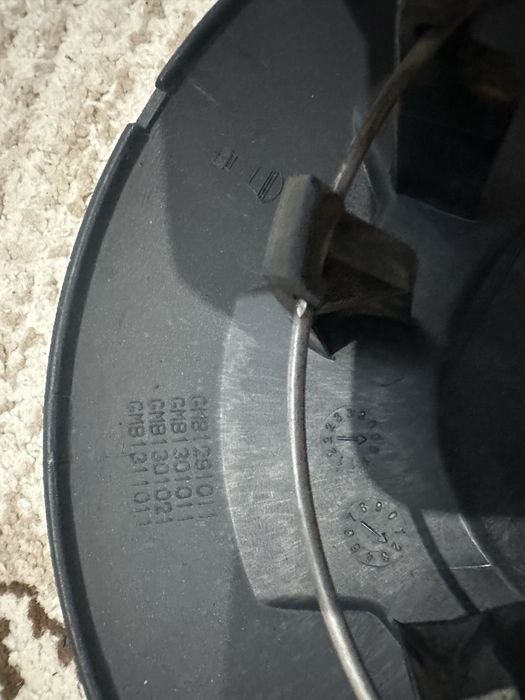 заглушка від колісного диска опель