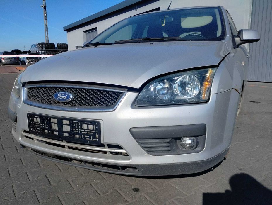 zderzak przód przedni Ford Focus MK2 04-08r. lakier 03,  części