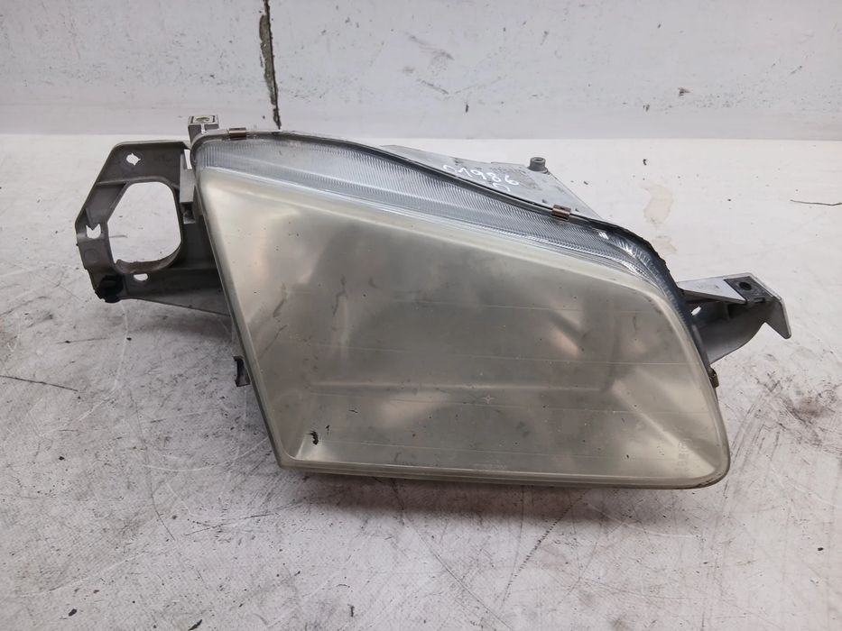 Ótica / farol direita MAZDA 323 F VI (BJ)