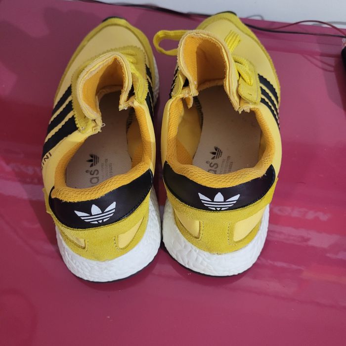 Tenis adidas varios tamanhos