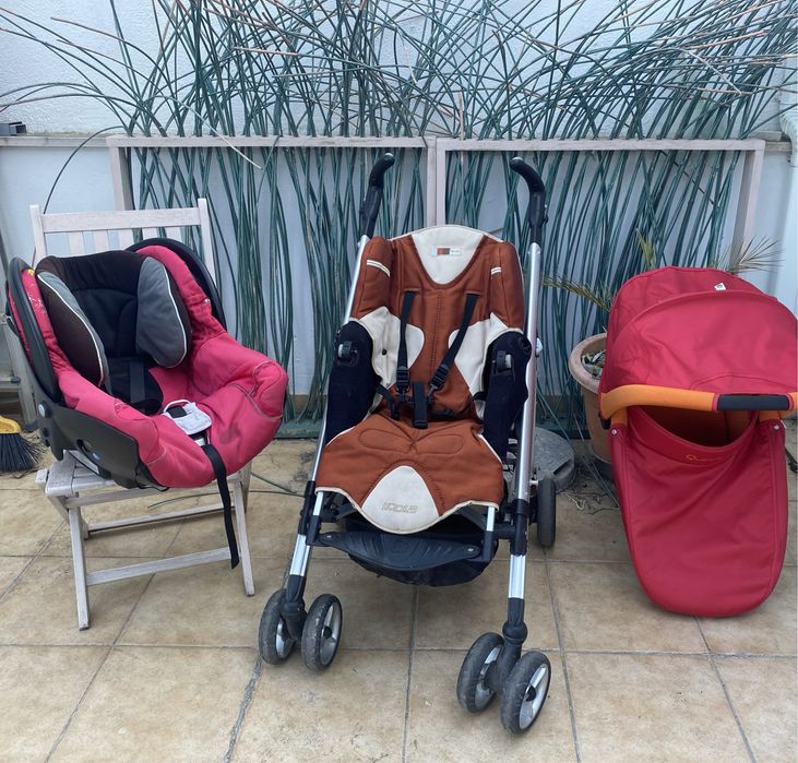 Alcofa Quinny BebeConfort MaxiCosi Carrinho BebeConfort com ovo