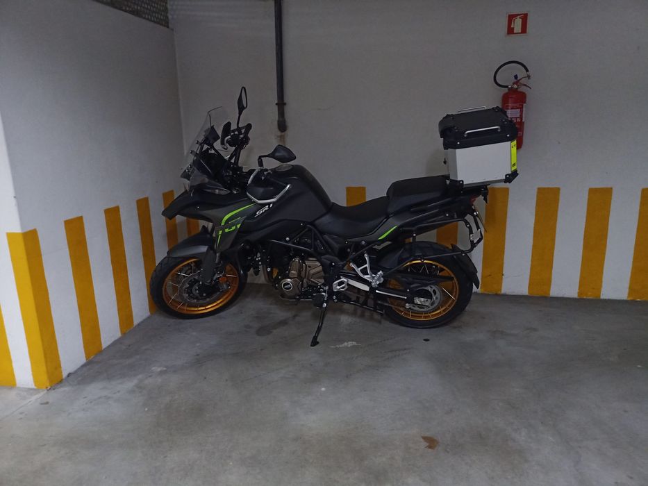 Vendo Qj SRT 700X