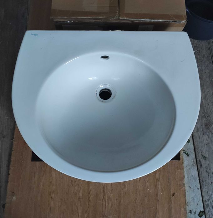Lavatório Sanitana de pousar ou de parede vendo com ou sem móvel