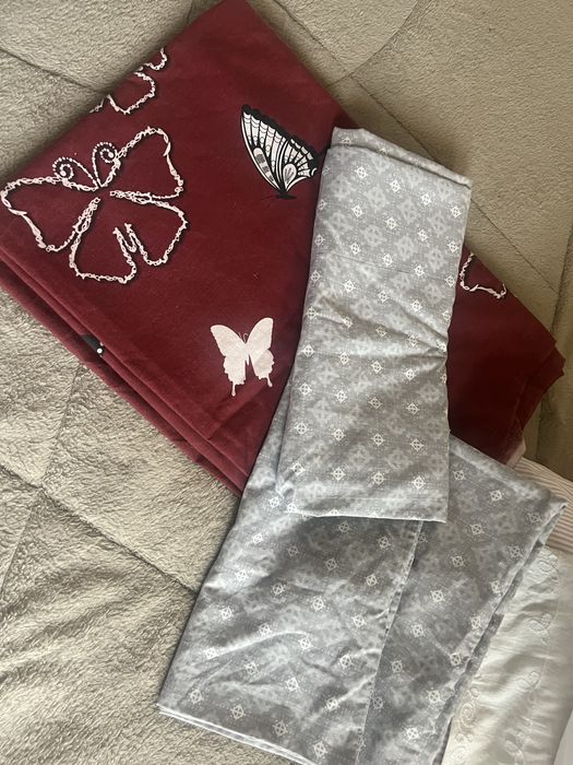 Постільна білизна. Півтораспальний.