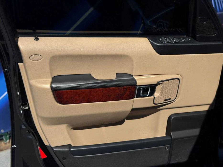 Land Rover Range Rover 2010, 5.0 бензин, автомат