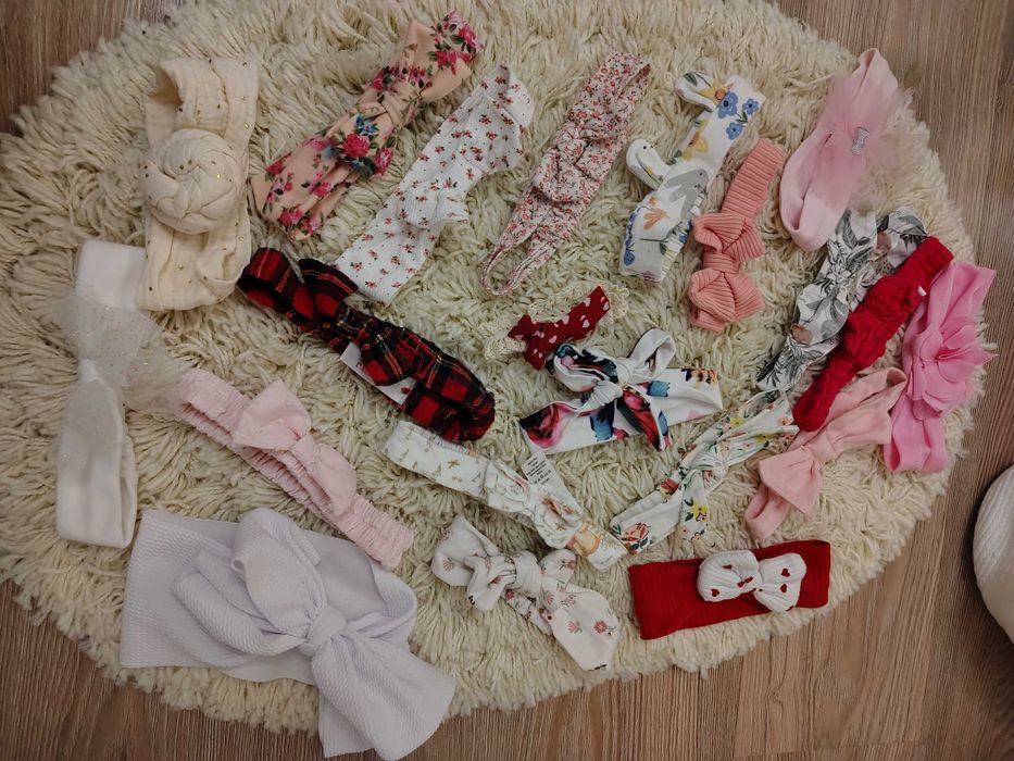 Пов'язки для дівчинки 0.6 місяц