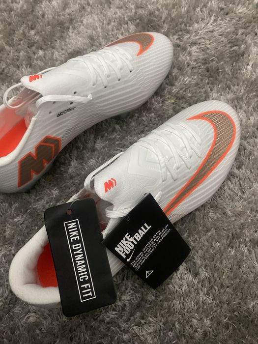 Mercurial superfly 11 white and orange