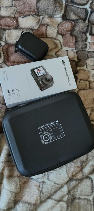 DJI osmo action 5 Adventure Combo