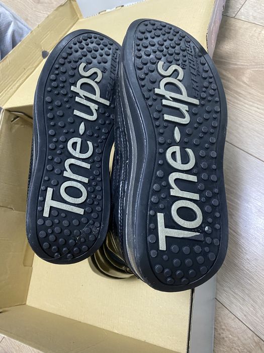 Чоботи Skechers оригінал. Стан гарний,