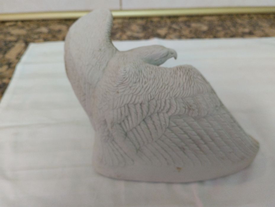 Продам статуэтки