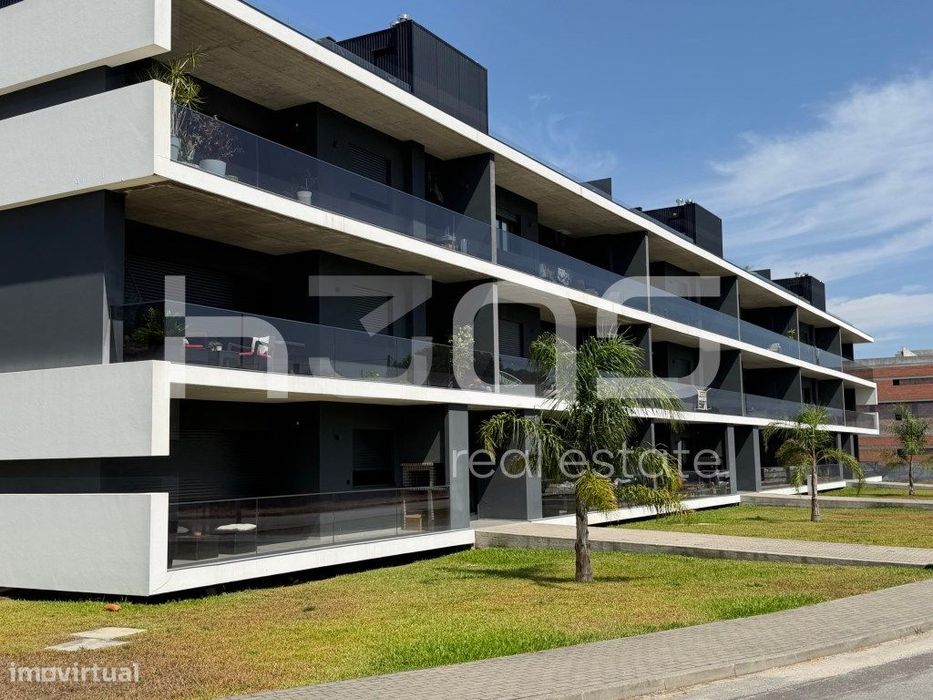 Apartamento T3 com Terraço Privativo de 140 m², Varandas Amplas e G...