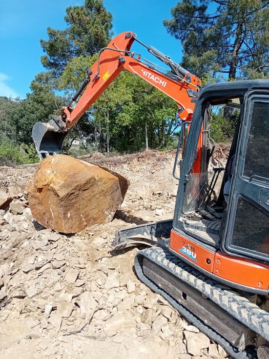 Mini giratória Hitachi u38