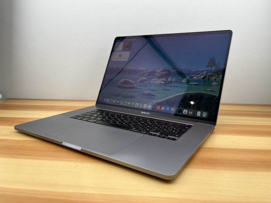 Apple MacBook Pro 16 / i7-9750H / 32GB / 512SSD / Bat 99-100% / Radeon 4GB / 3072x1921 / A2141 / Świetny stan! / Rok Gwarancji