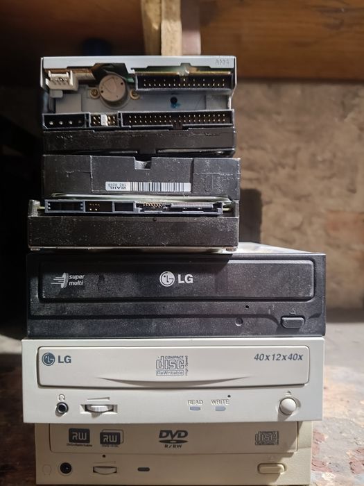 Napędy CD/DVD + dyski HDD sprawne i uszkodzone