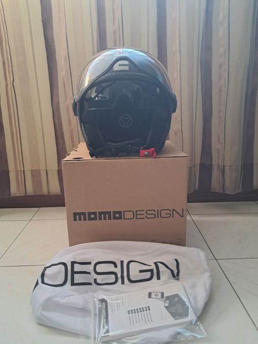 Capacete MOMO Design FGTR evo