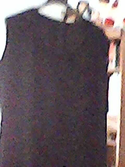 roupa sem marca em bom estado