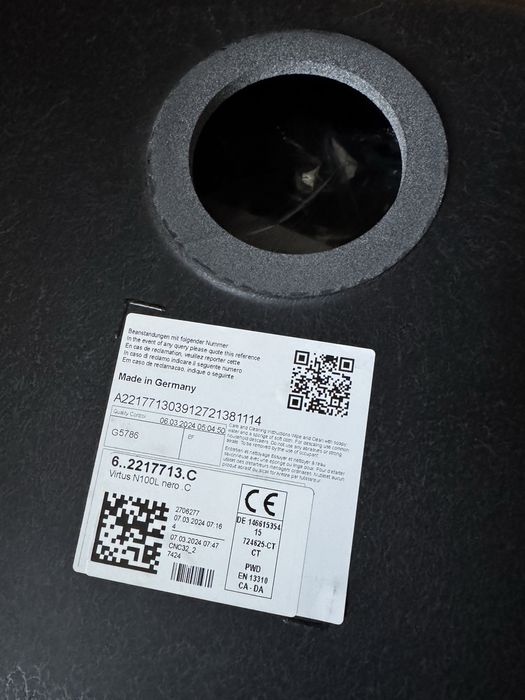 Czarny duży zlew Schock Virtus N100L nero