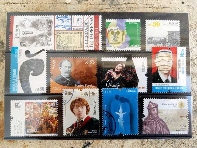 11 selos usados de Portugal