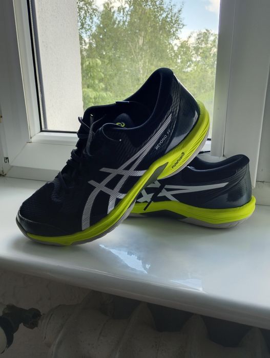 Asics Beyond na halę