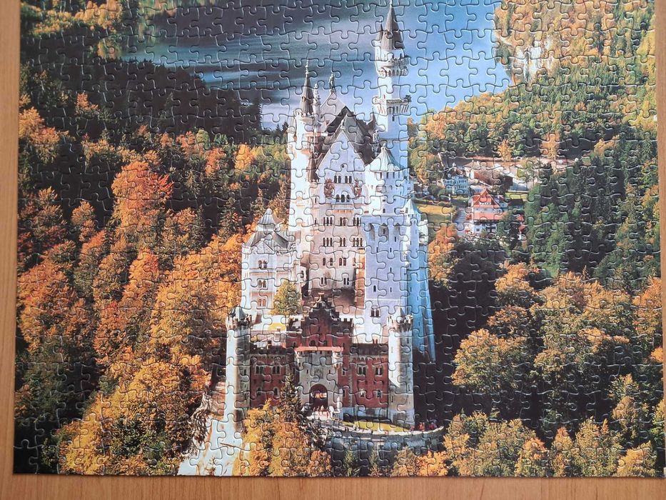 Puzzle Favorit -Zamek Neuschwanstein - 1000 elementów