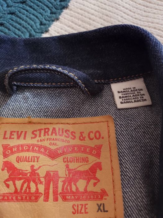Джинсова куртка Levi's , чоловічаXL