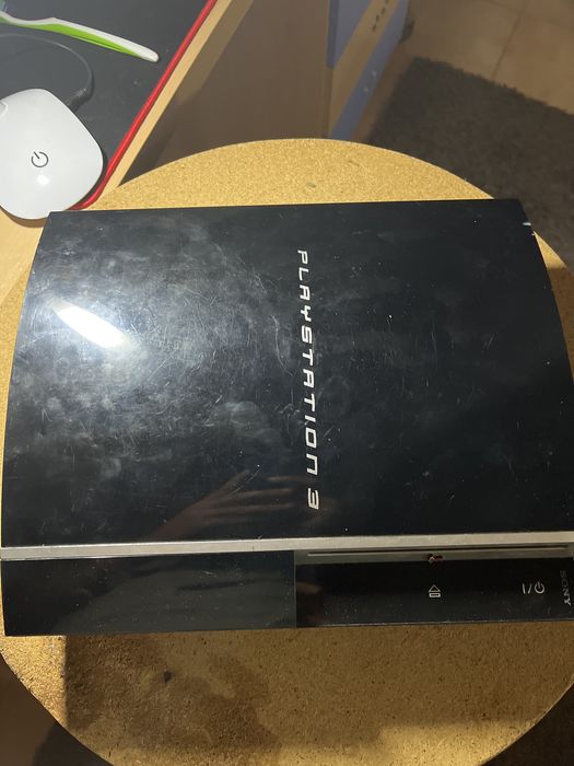 Ps3 para peças com comando preco negociavel