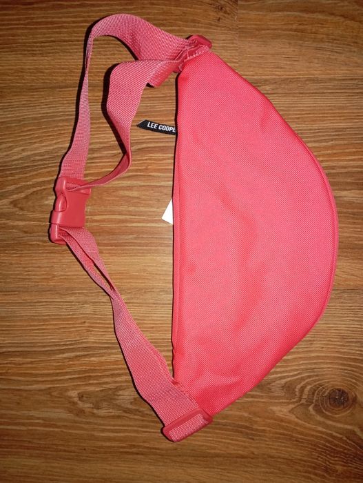 NOWA nerka saszetka Lee Cooper