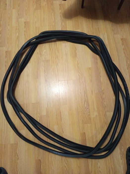 Уплотнитель Двери Шкода А5