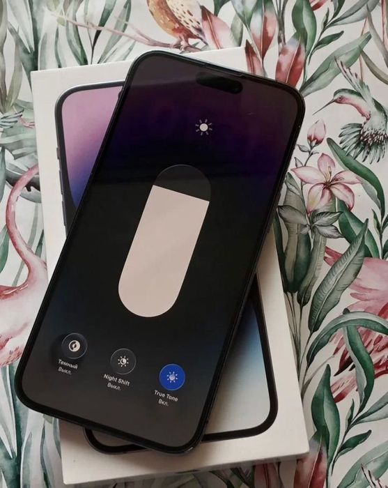 Продам iPhone 14 про Макс 512