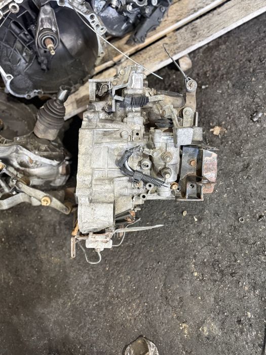 Кпп коробка передач Тойота корола авенсіс Toyota T25 avensis 2.0 d4d
