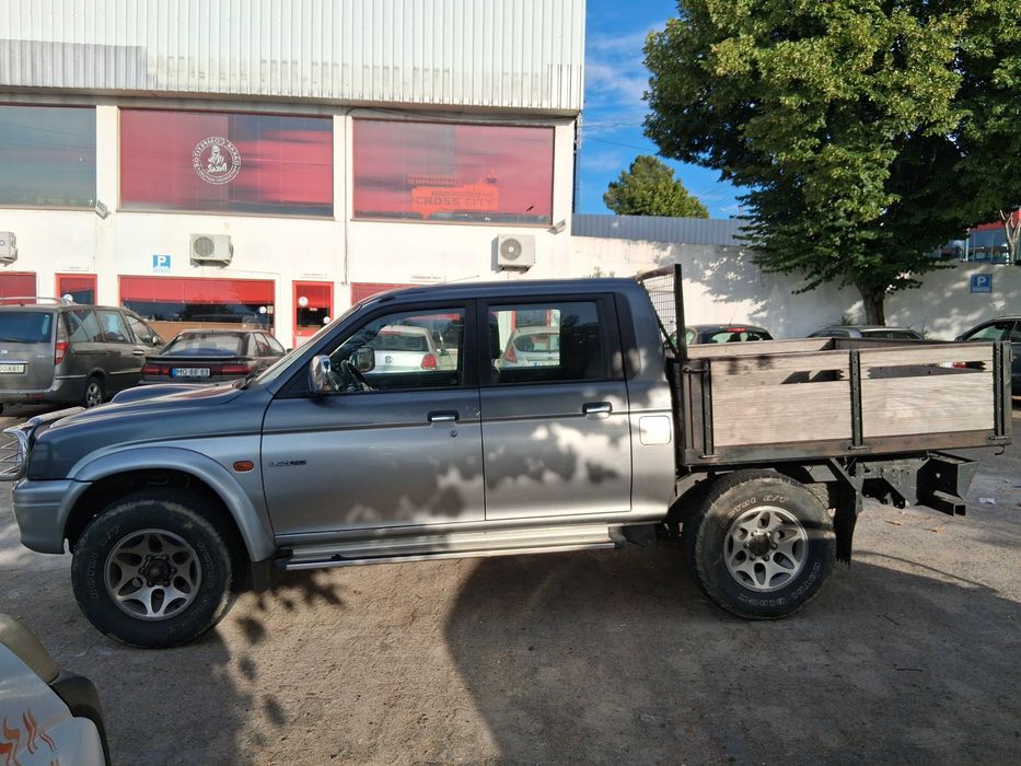Mitsubishi l200 strakar 4x4 usada