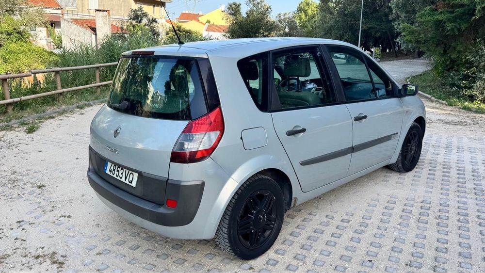 Renault Mégane Scénic — fotografia 7