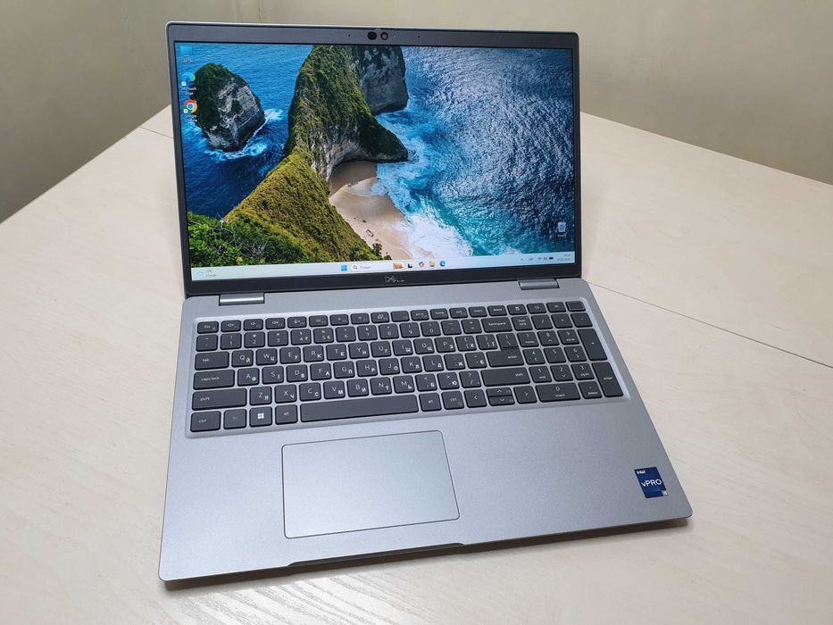 Потужний ноутбук Dell /Intel Core i5-1245 10 ядер/RAM 16 GB/SSD 512 GB