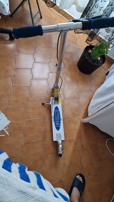 Used "Juststart" Scooter64286266156801123