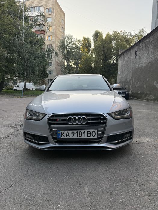 Продам Audi S4b8 3.0 бензин (333 к.c.)