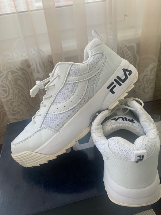 Кросівки  FILA ( оригінал)