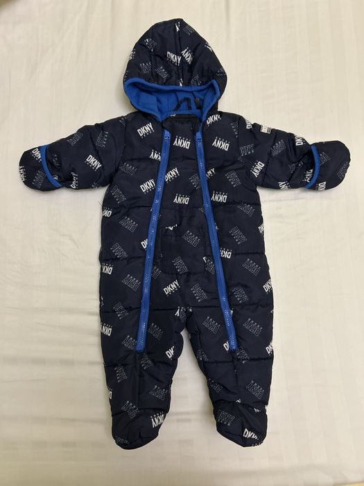 Весняний комбінезон DKNY 74 розмір (6-9) міс, ідеальний стан оригінал