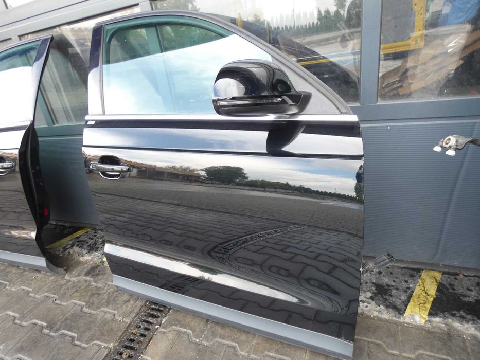 Drzwi prawy przód prawe przednie AUDI Q3 8U LZ9Y AB3 GORLICE